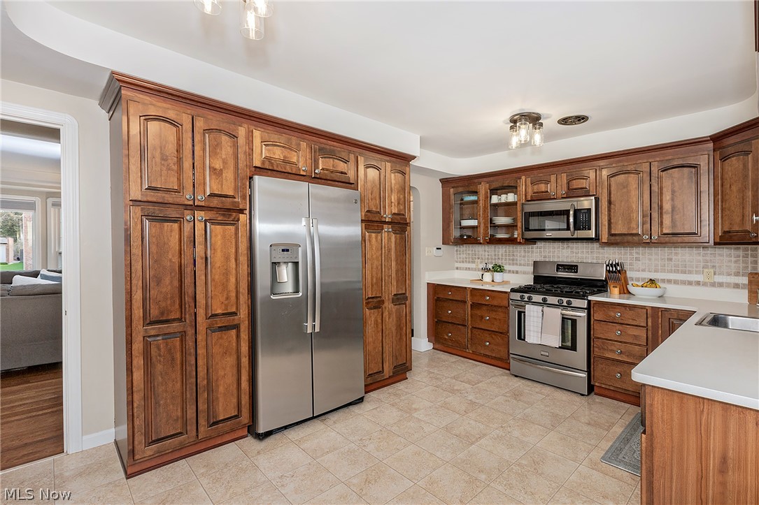 3874 Grenville Road