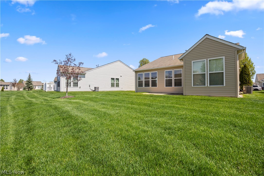 37984 Ashfield Way