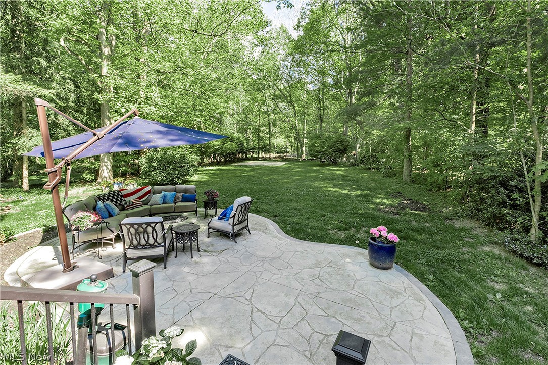 8290 Pine Creek Court