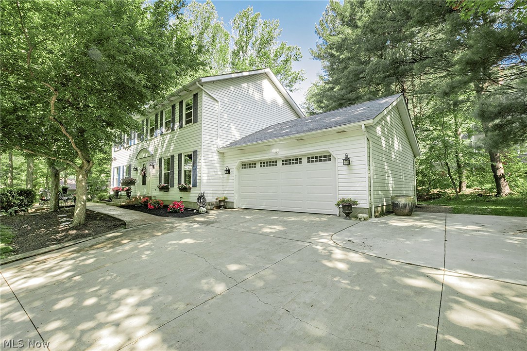 8290 Pine Creek Court