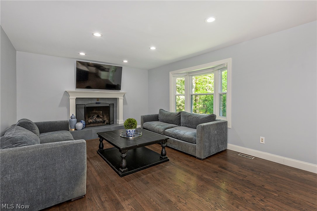 8290 Pine Creek Court