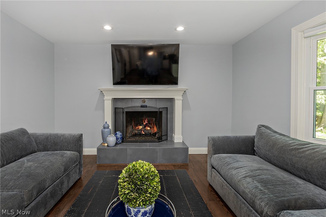 8290 Pine Creek Court