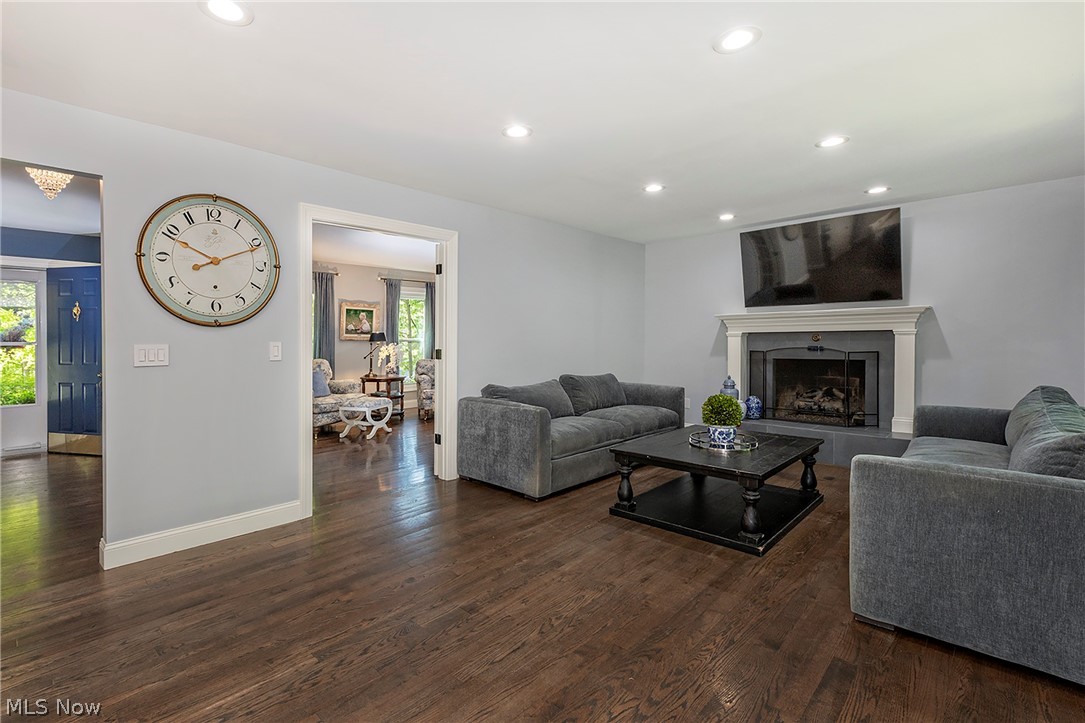 8290 Pine Creek Court
