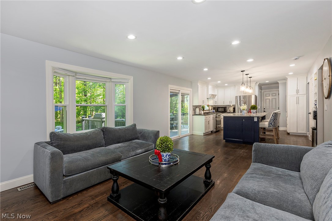 8290 Pine Creek Court