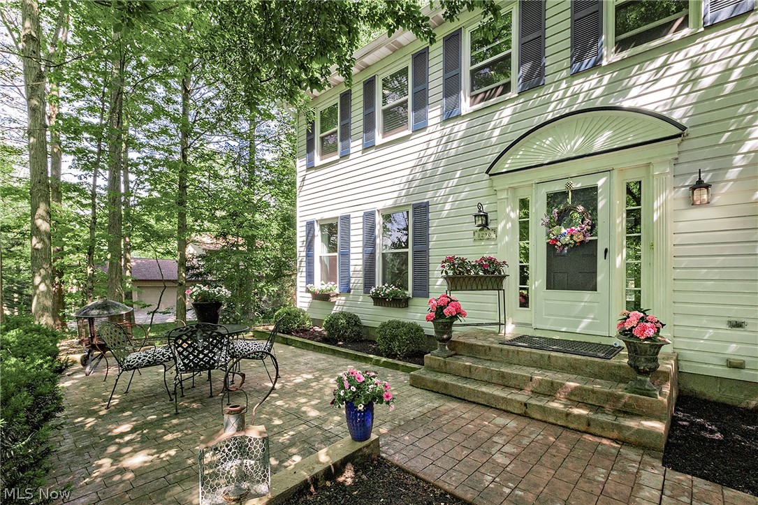 8290 Pine Creek Court