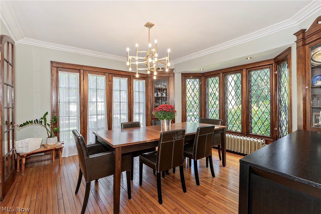 1351 Oakridge Drive