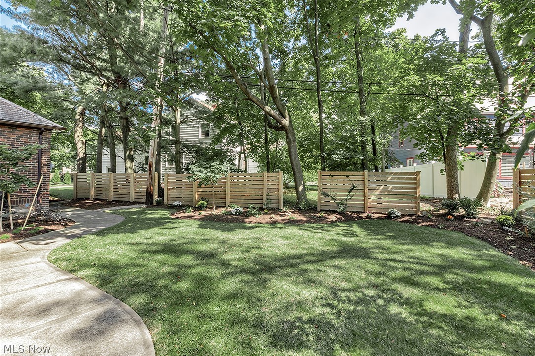 1351 Oakridge Drive