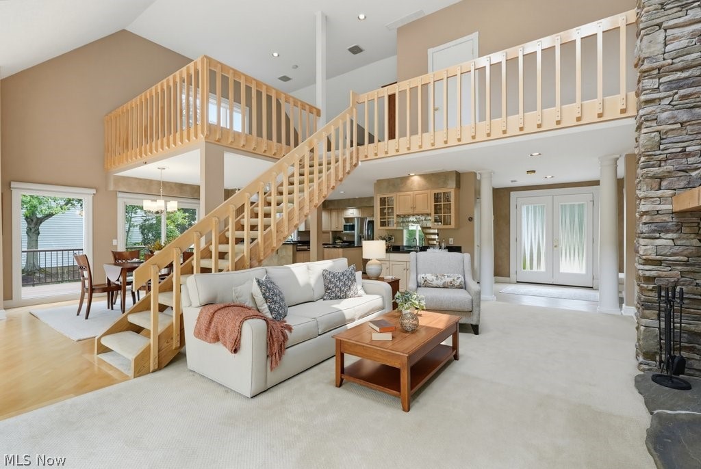 975 Meadowlark Circle