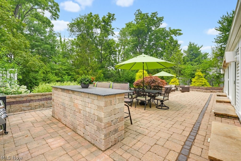 975 Meadowlark Circle