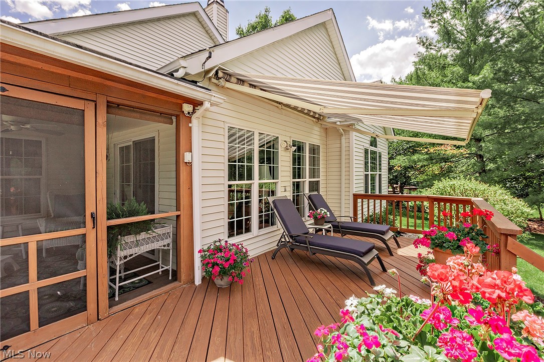 383 Woodside Drive