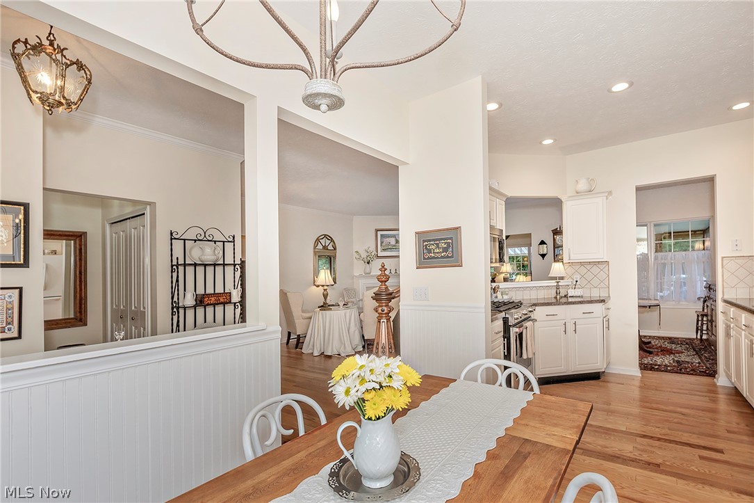 383 Woodside Drive