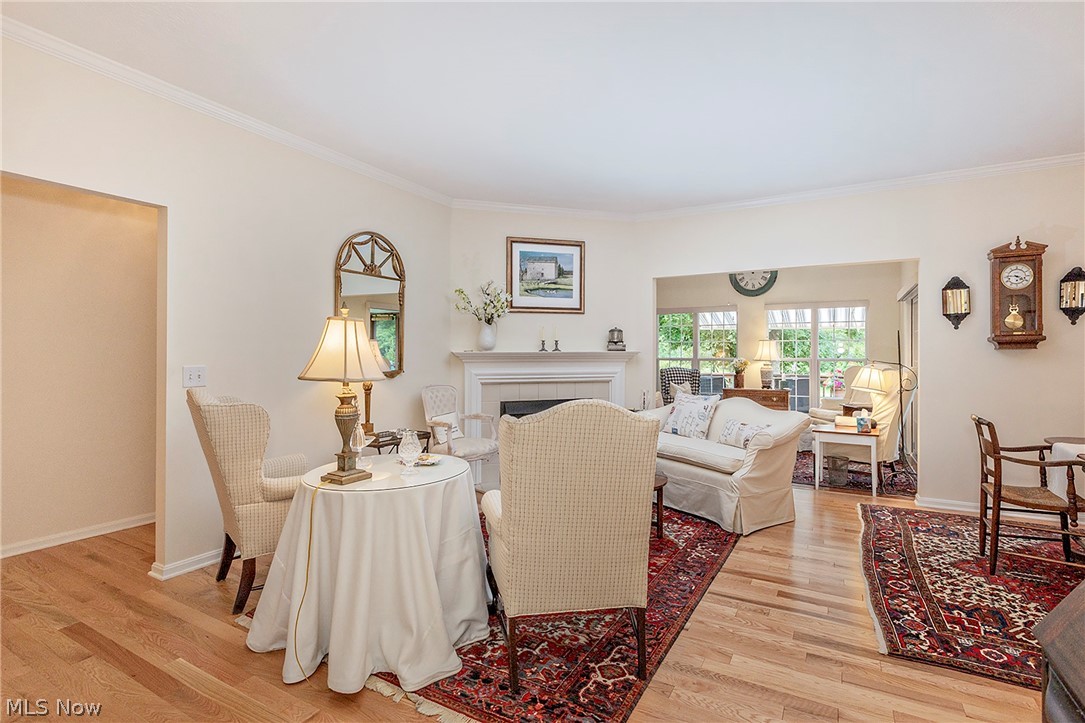 383 Woodside Drive