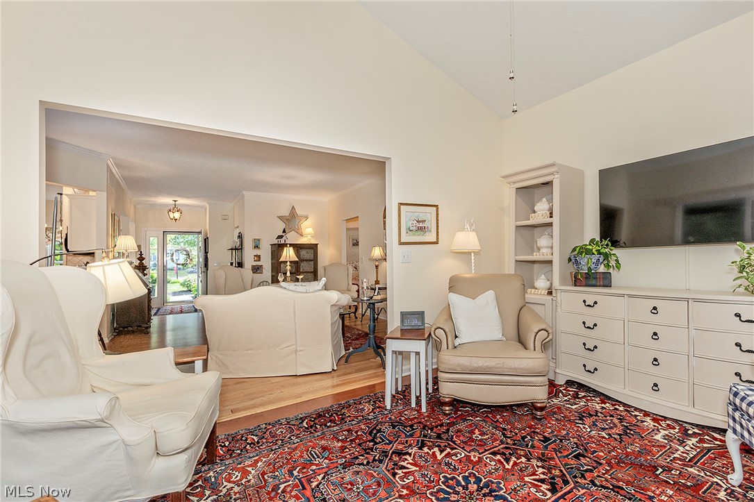 383 Woodside Drive