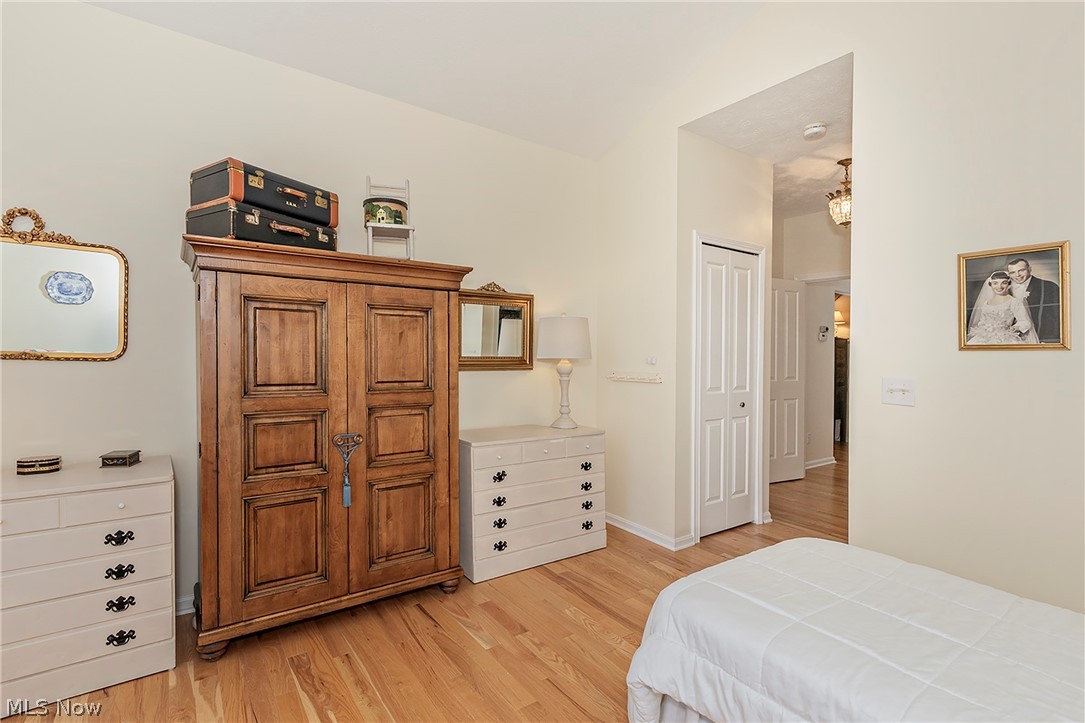 383 Woodside Drive