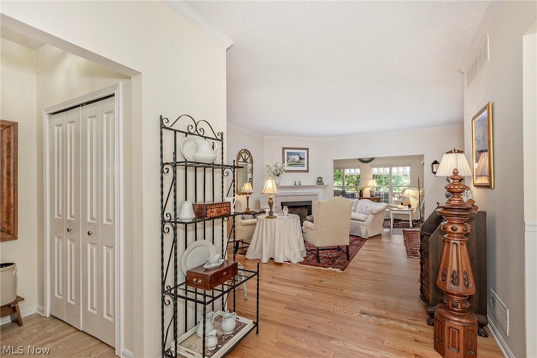 383 Woodside Drive