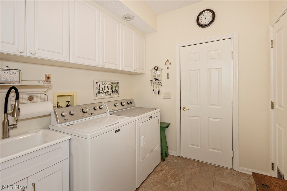 383 Woodside Drive