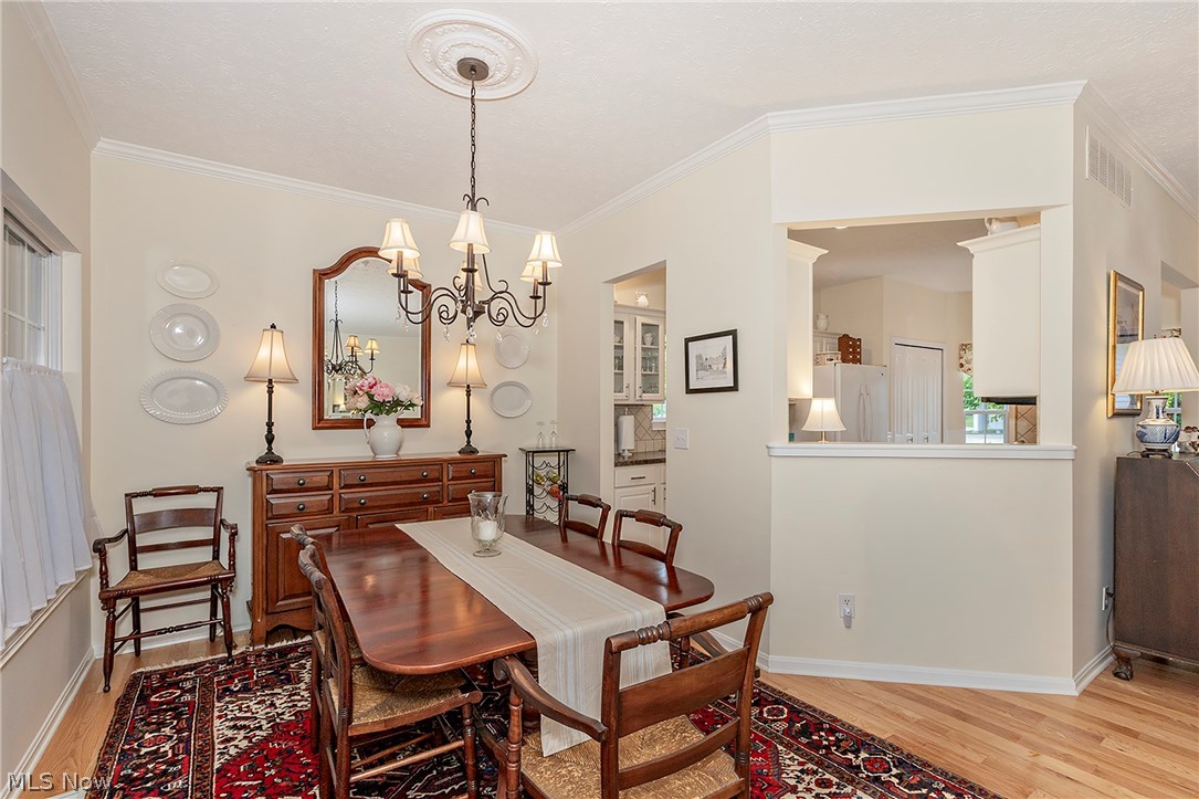 383 Woodside Drive