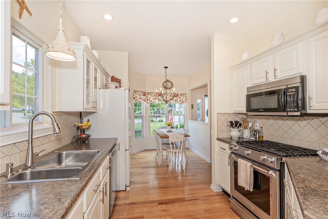 383 Woodside Drive
