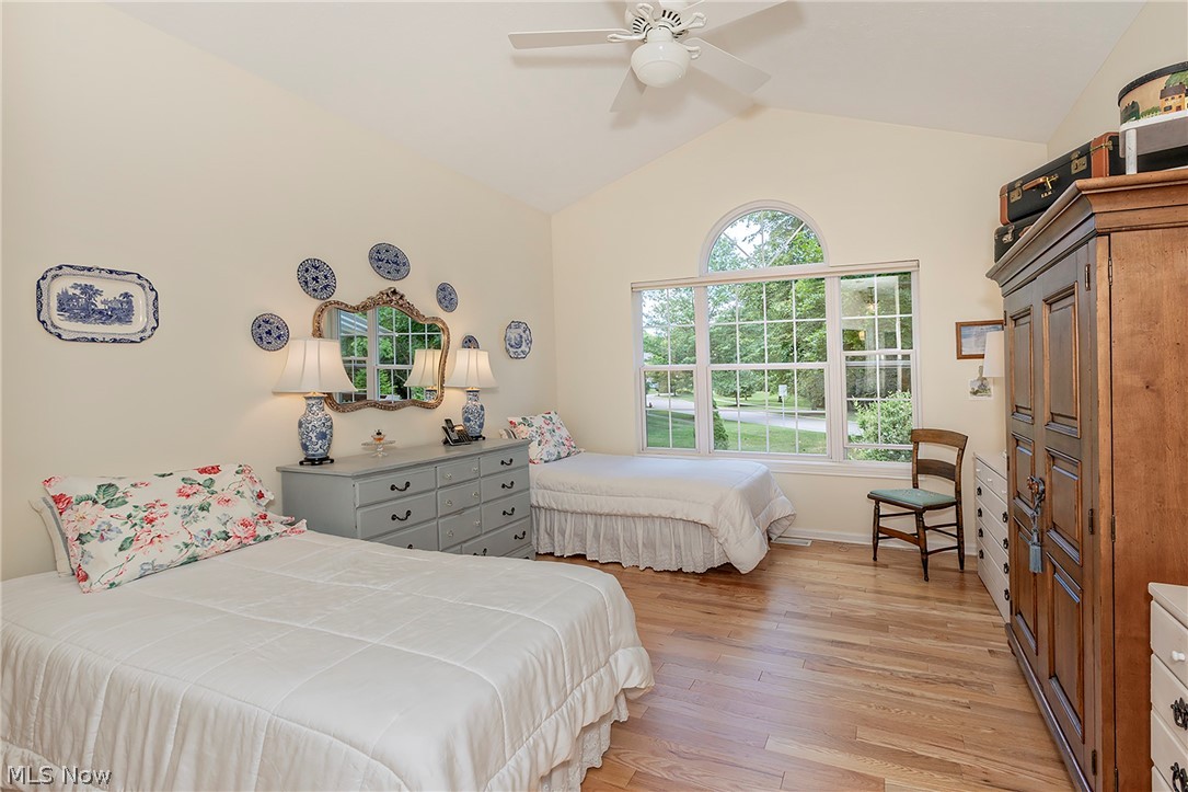 383 Woodside Drive