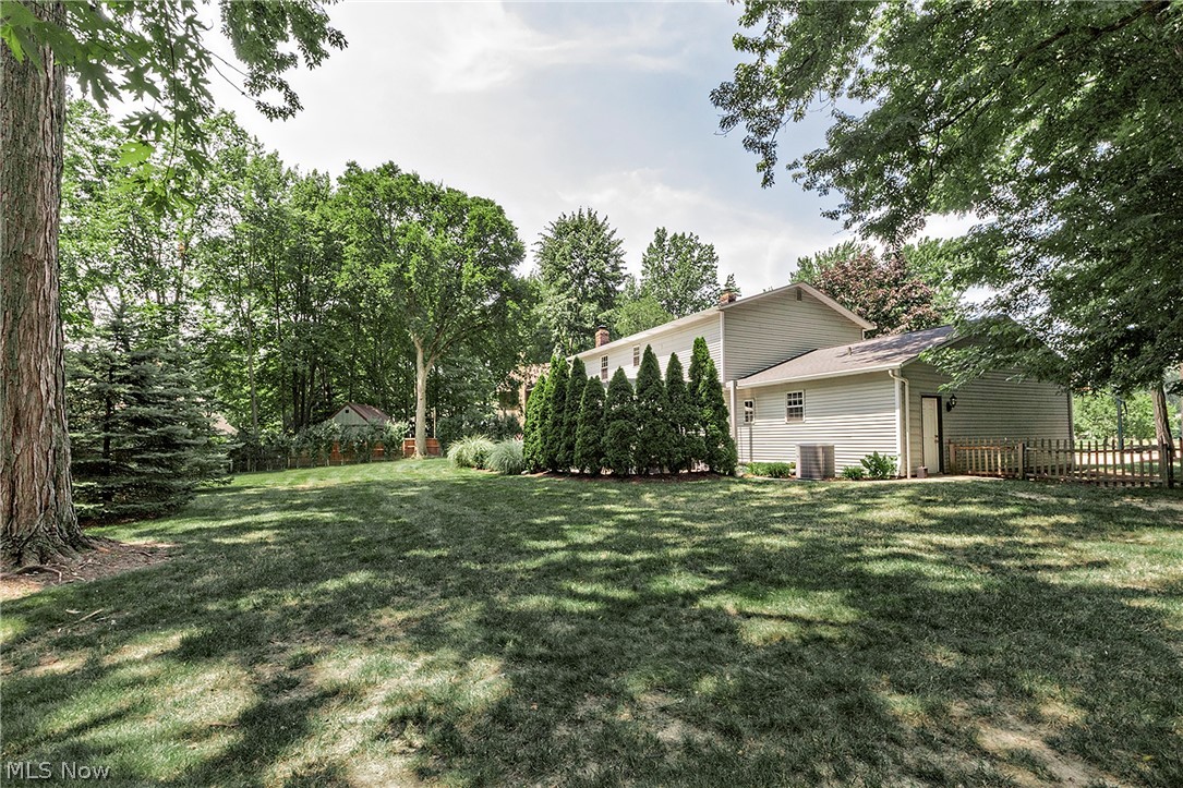 5778 Green Circle
