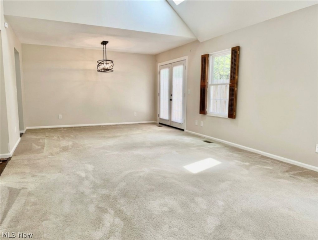 5830 Ridgeview Lane