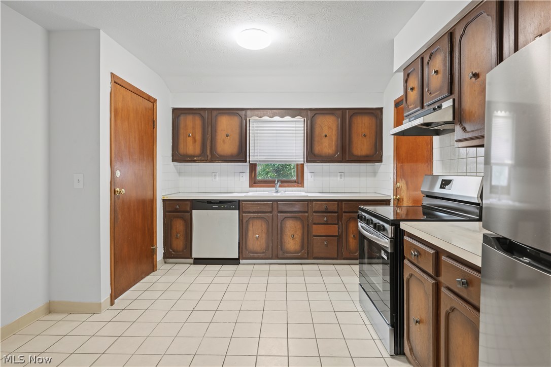 717 E 240th Street