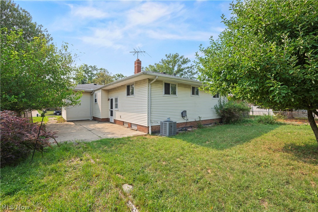717 E 240th Street