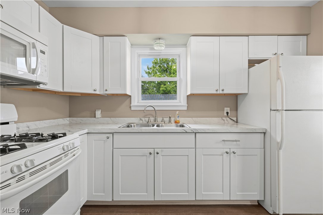 4403 W 57th Street