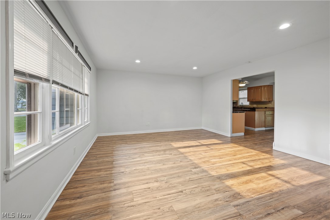 6869 Oakwood Road