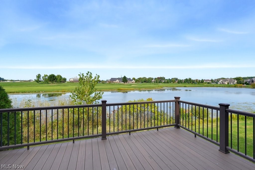 2549 River Downs