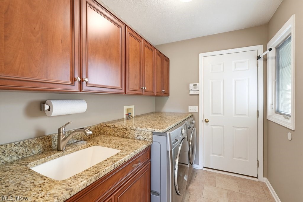 2549 River Downs
