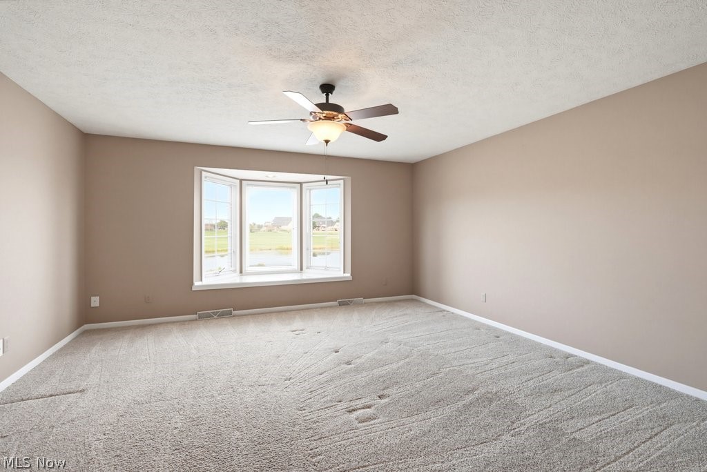 2549 River Downs