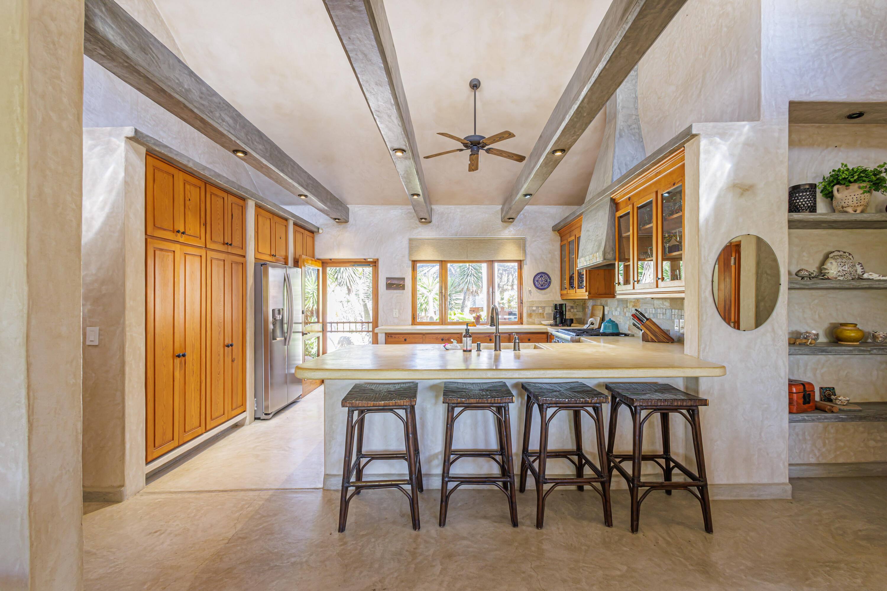 227 Camino del Cielo, Villa Iguana