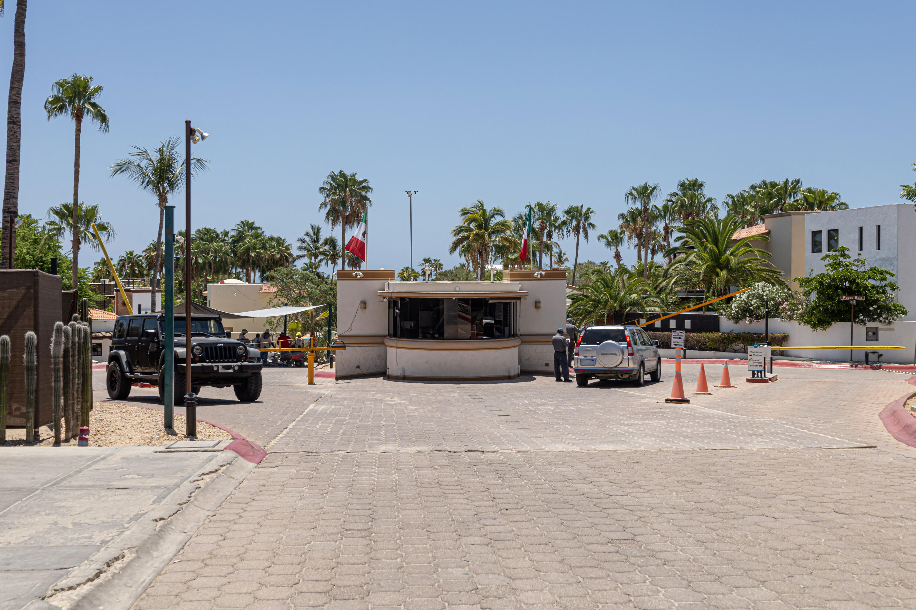 17 Calle Paseo Baja, Cabo Bello, Casa Bekine