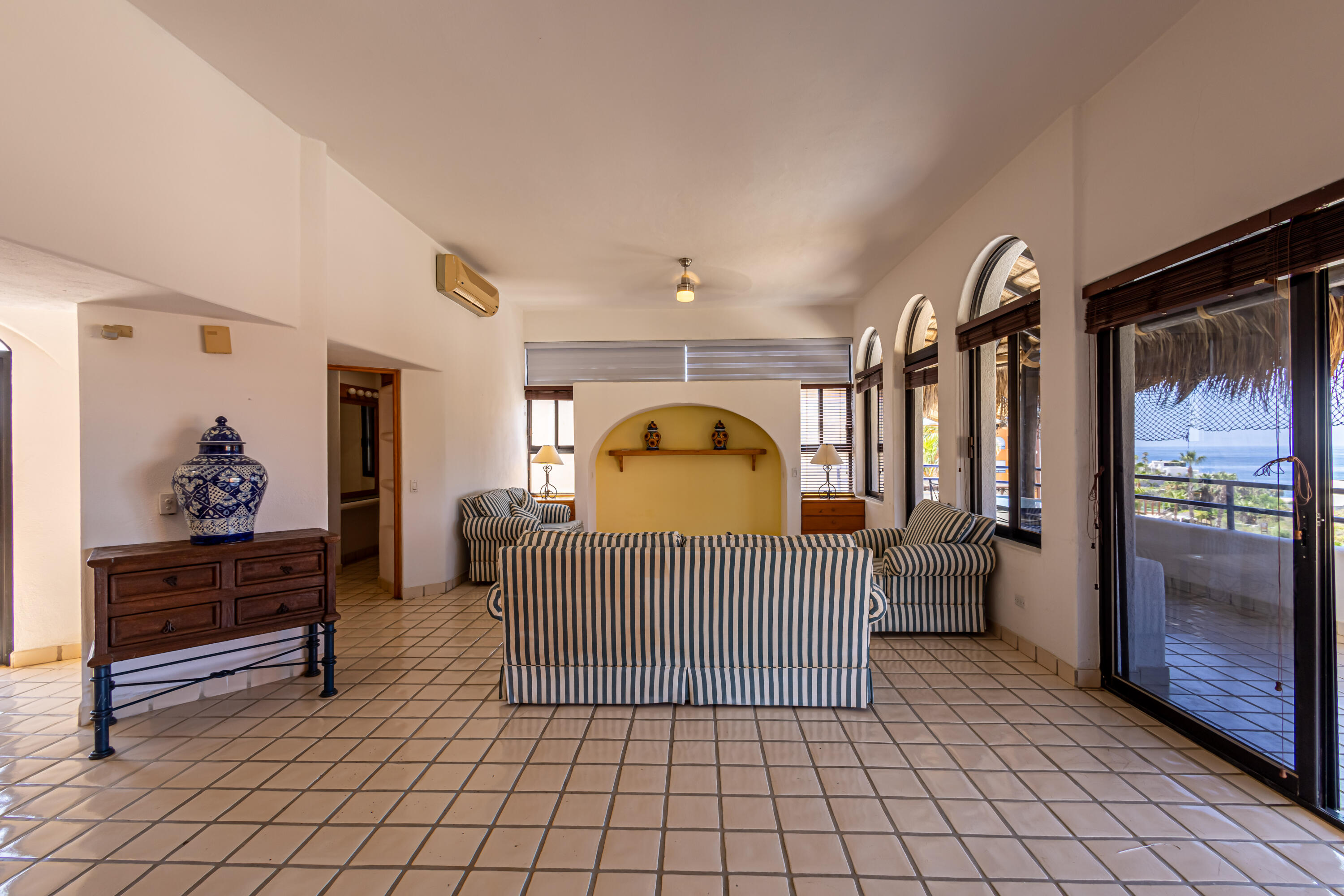 17 Calle Paseo Baja, Cabo Bello, Casa Bekine