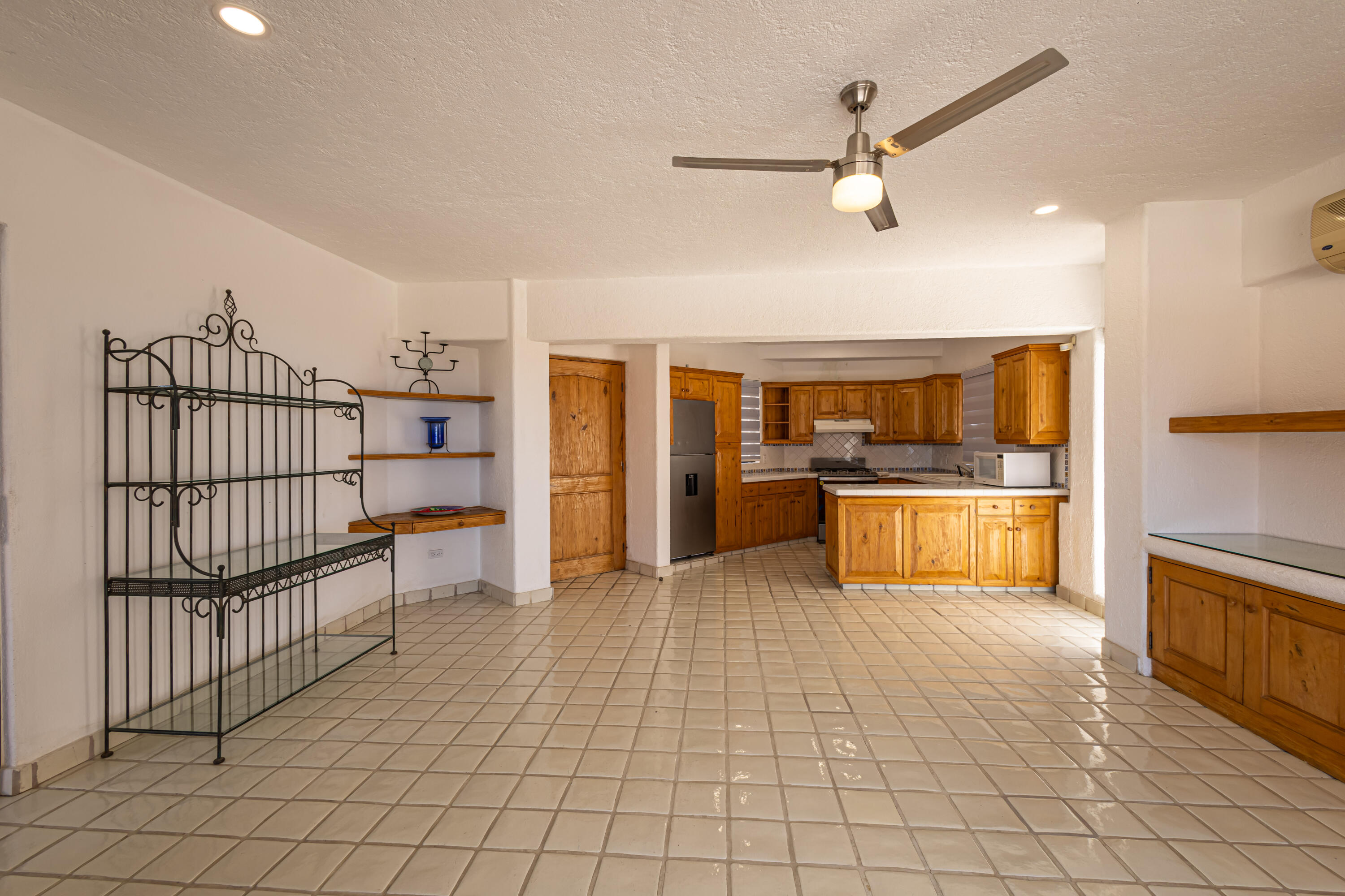 17 Calle Paseo Baja, Cabo Bello, Casa Bekine