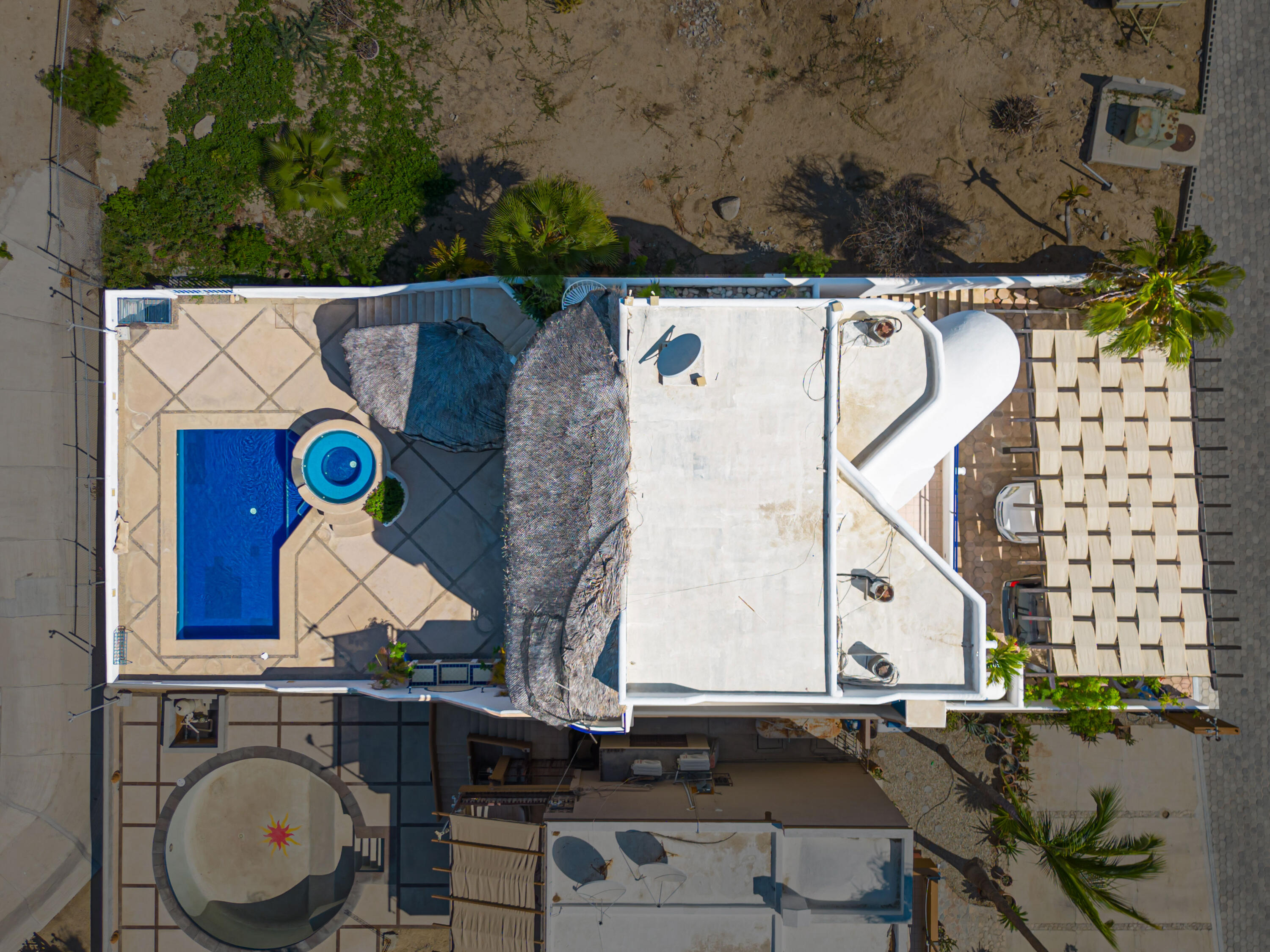 17 Calle Paseo Baja, Cabo Bello, Casa Bekine