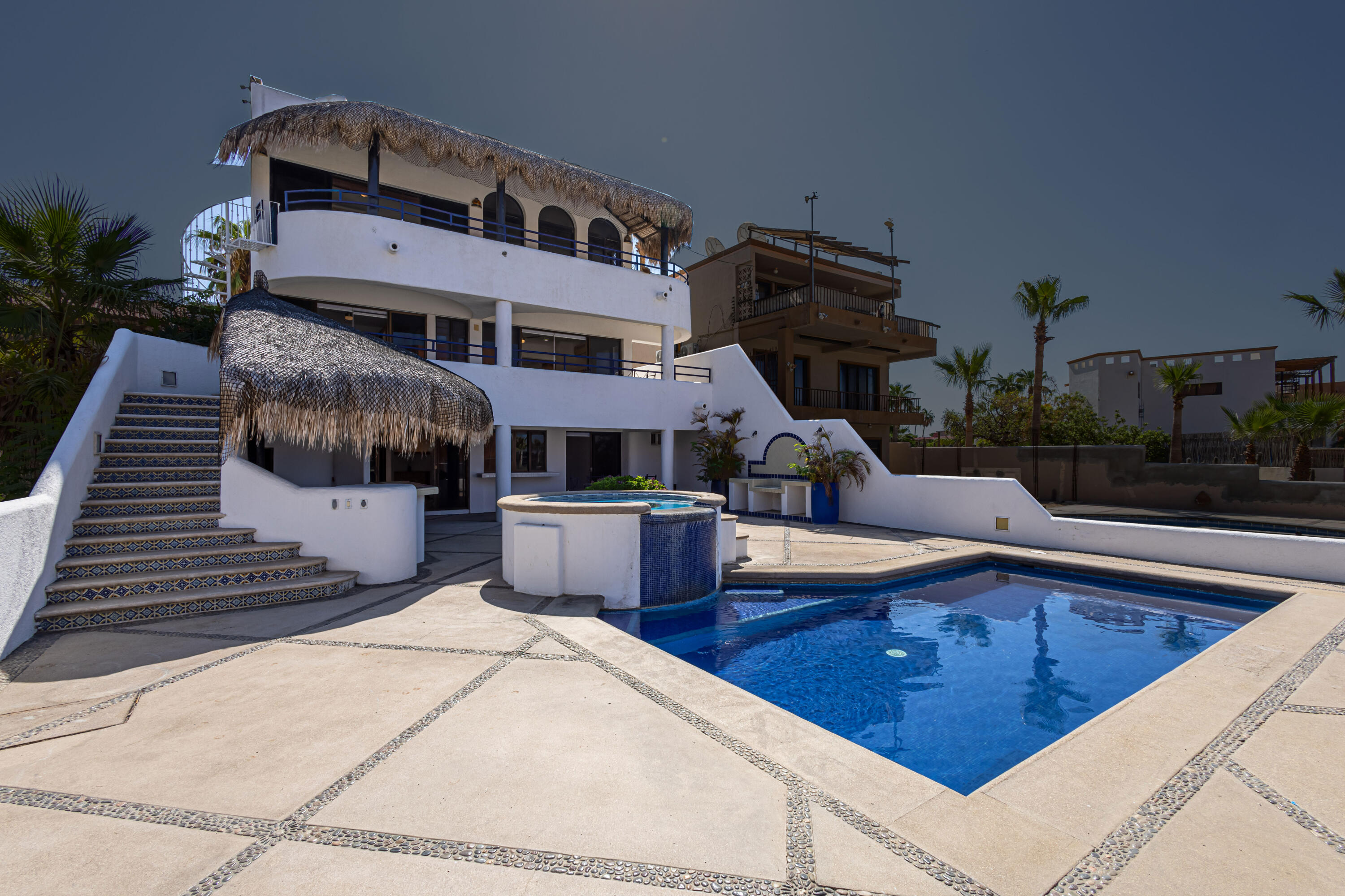 17 Calle Paseo Baja, Cabo Bello, Casa Bekine