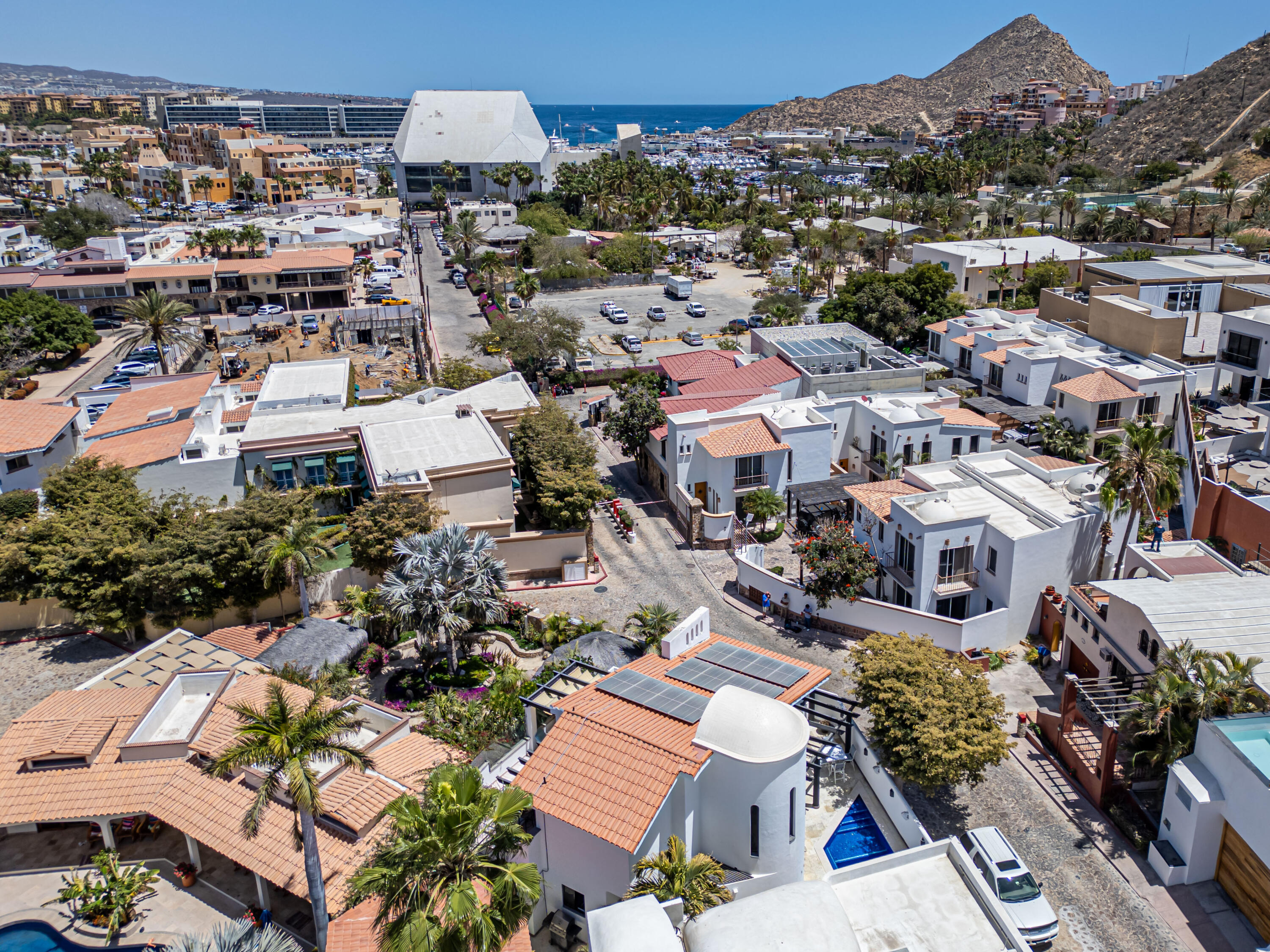 Camino del Cerro, Casa Colibri, Pedregal