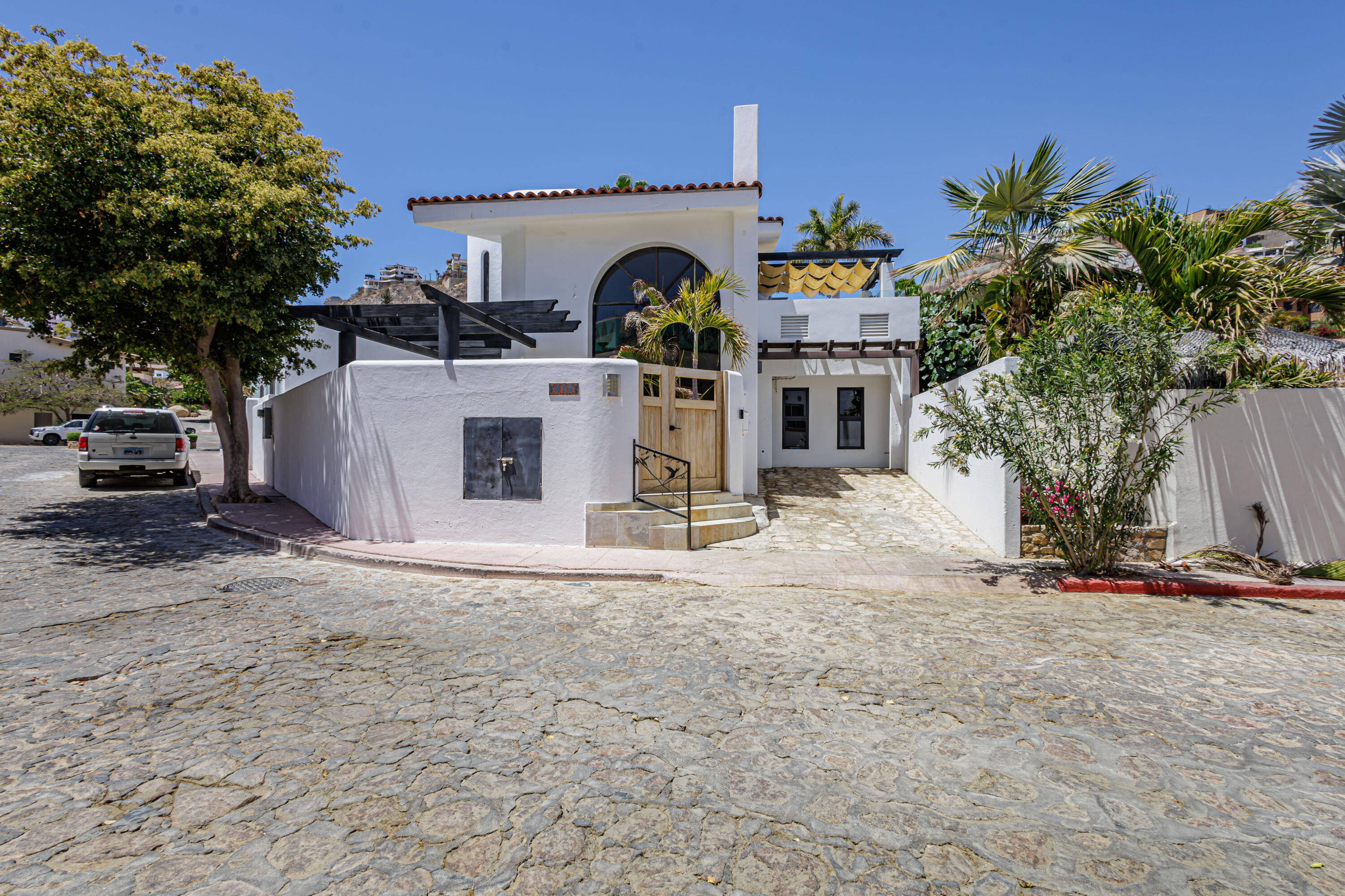 Camino del Cerro, Casa Colibri, Pedregal