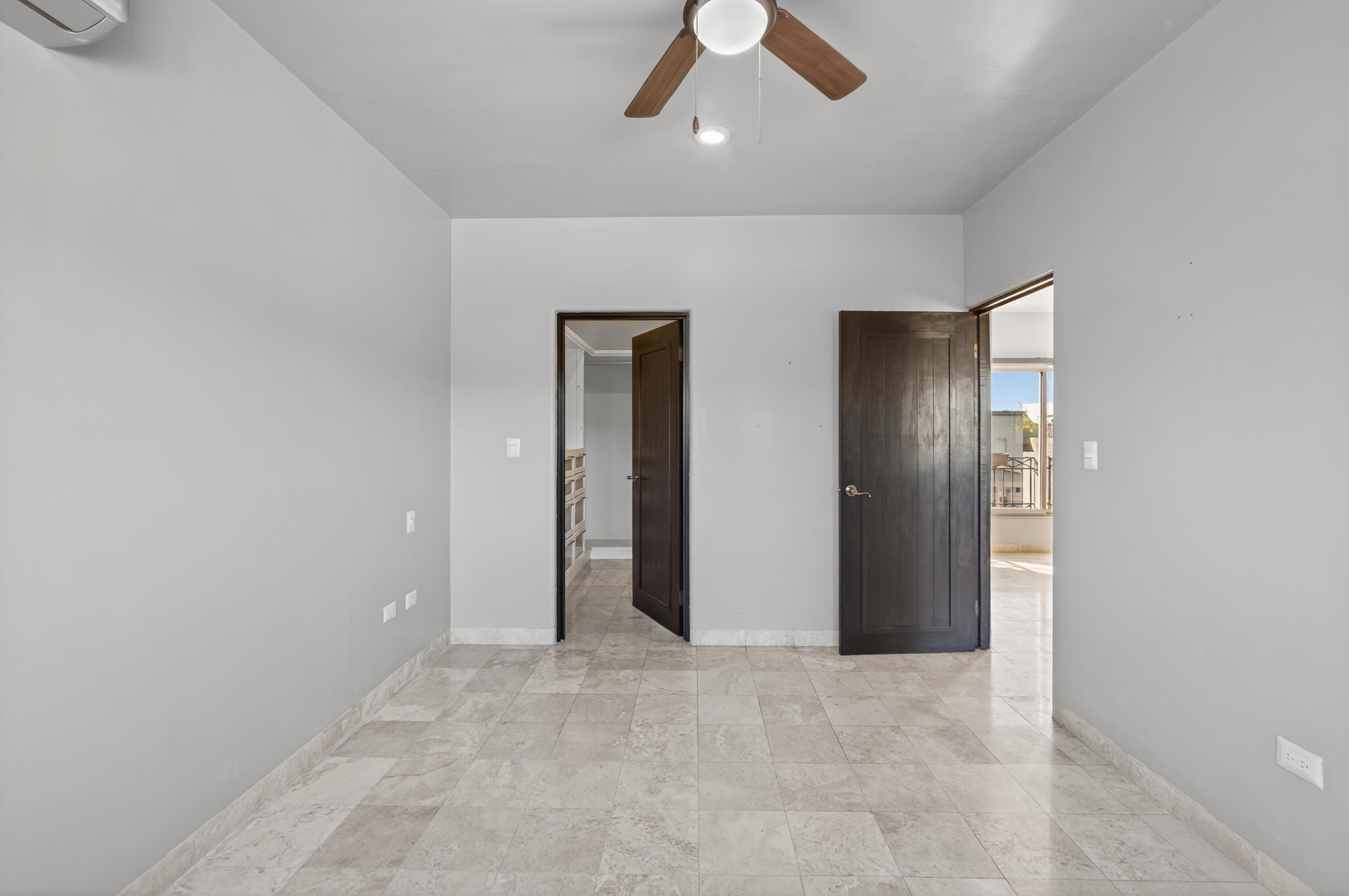 Calle las Conchas, PH 130B, Ventanas Phase 1