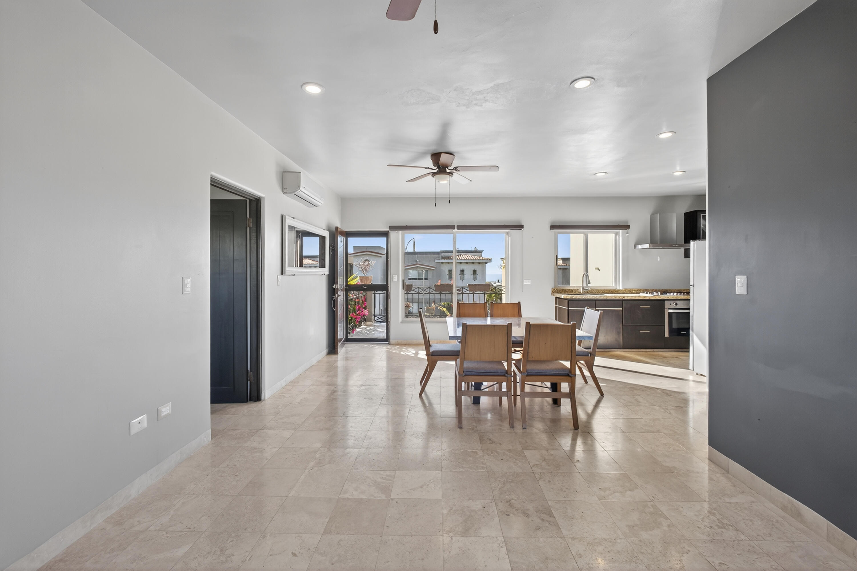 Calle las Conchas, PH 130B, Ventanas Phase 1