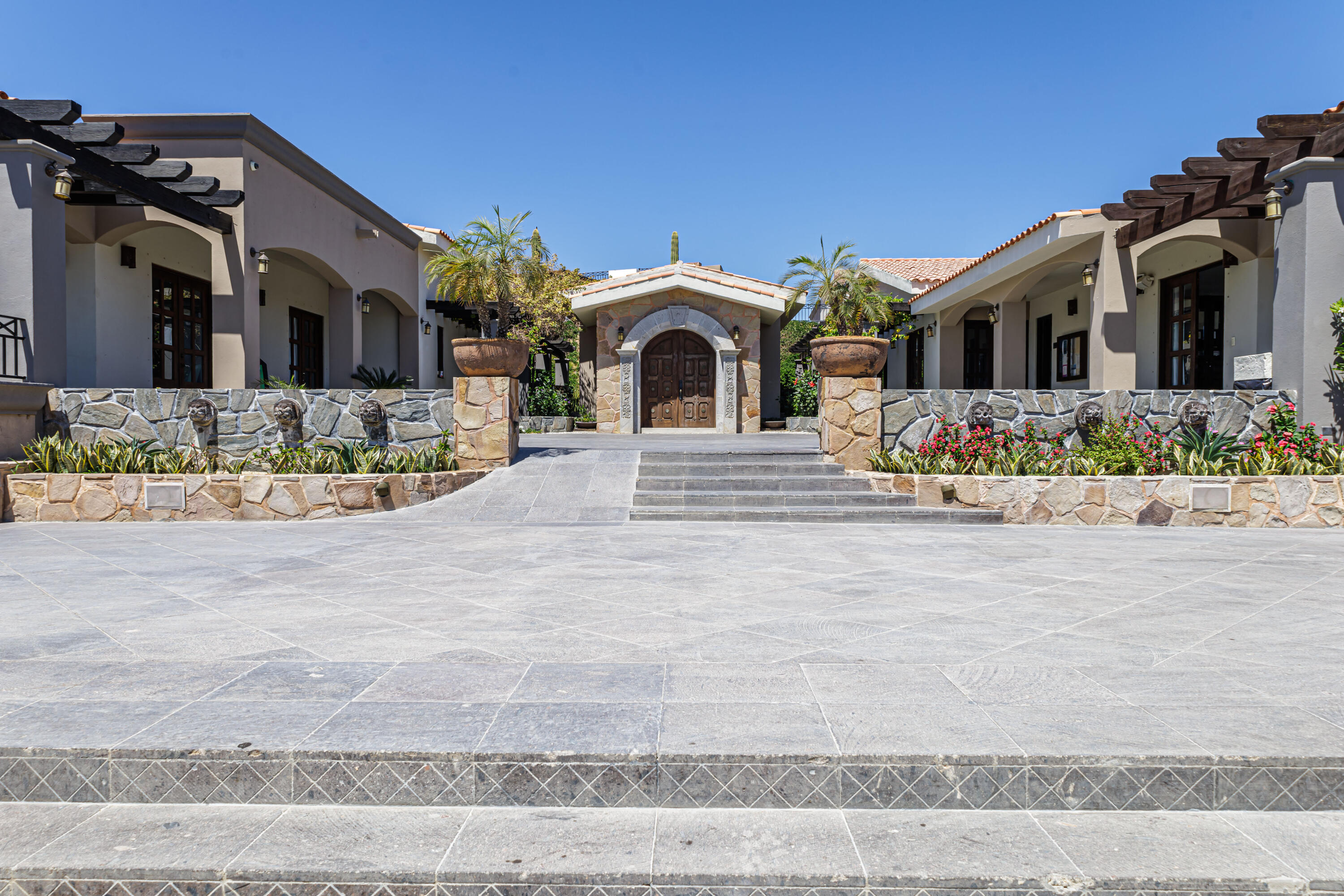 Calle las Conchas, PH 130B, Ventanas Phase 1