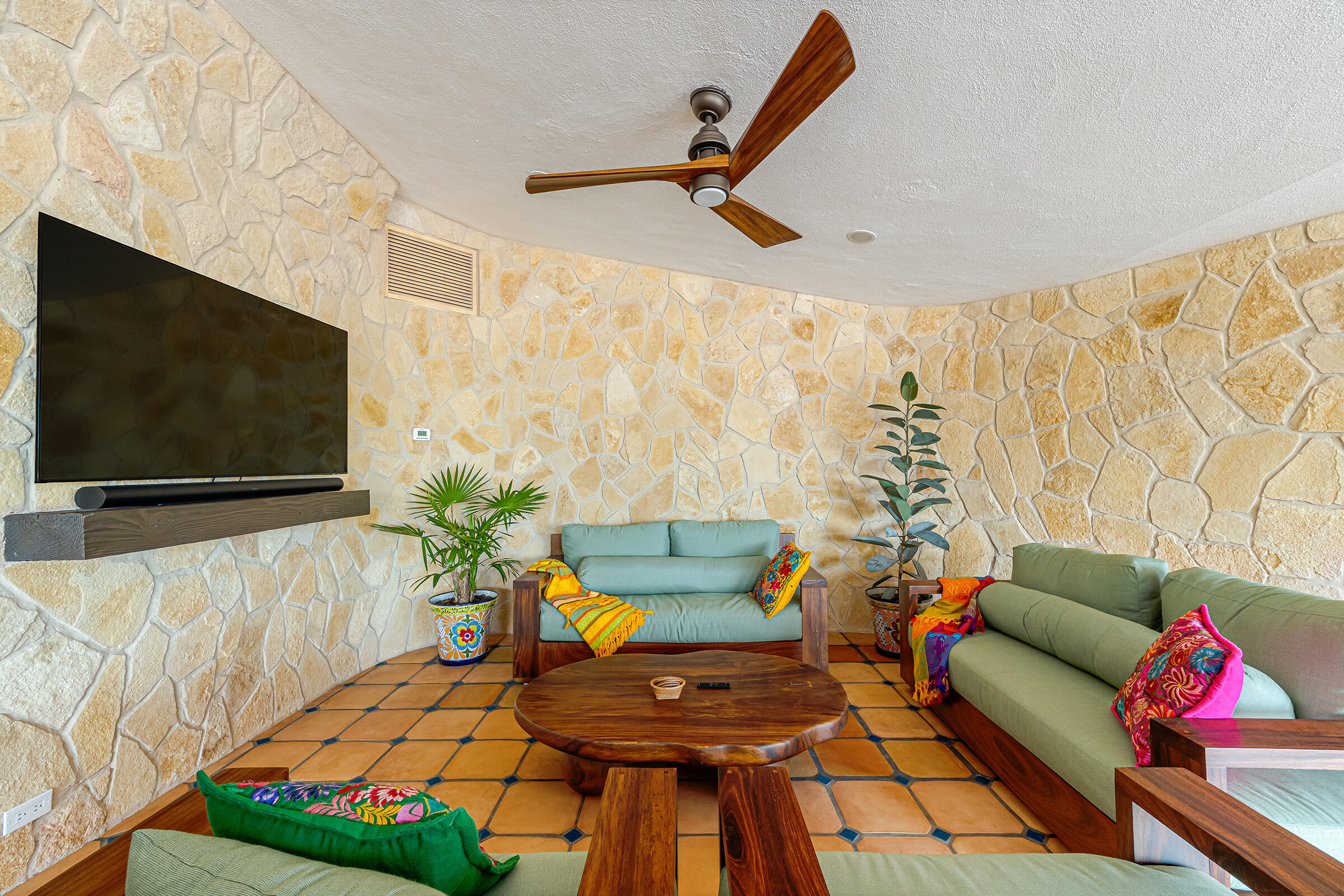 Camino del Cerro Lot 21, Villa Agave Azul