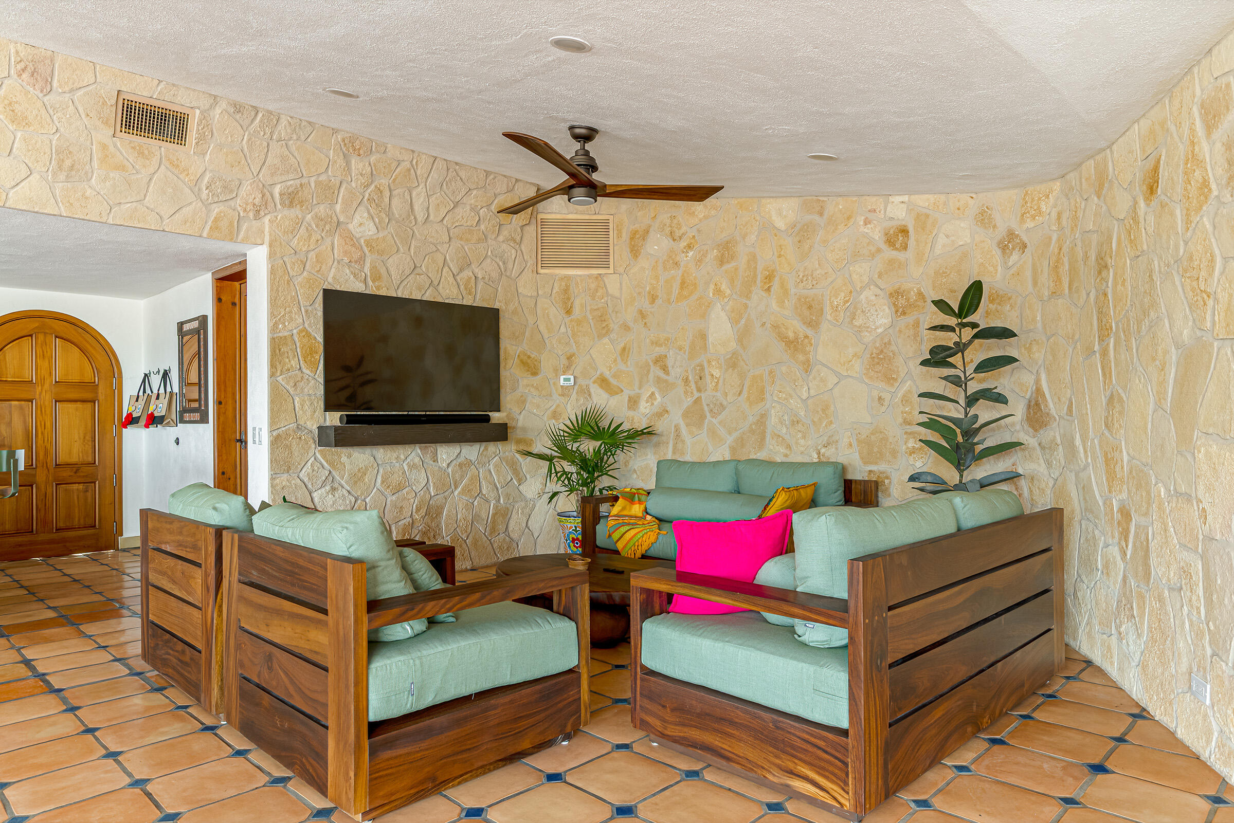 Camino del Cerro Lot 21, Villa Agave Azul