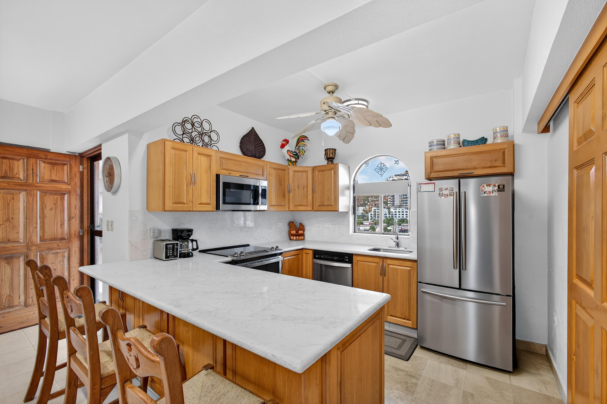 Boulevard Marina, Condo 603, Plaza Nautica