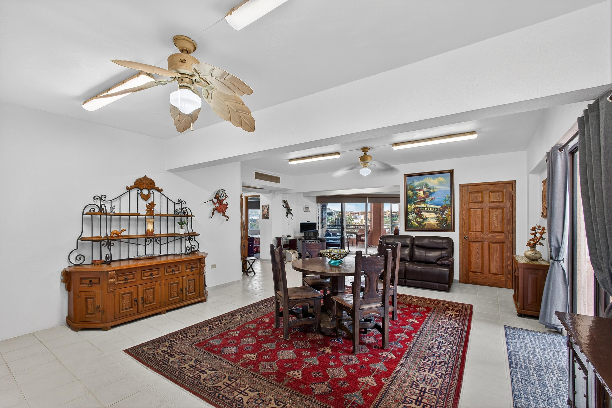 Boulevard Marina, Condo 603, Plaza Nautica