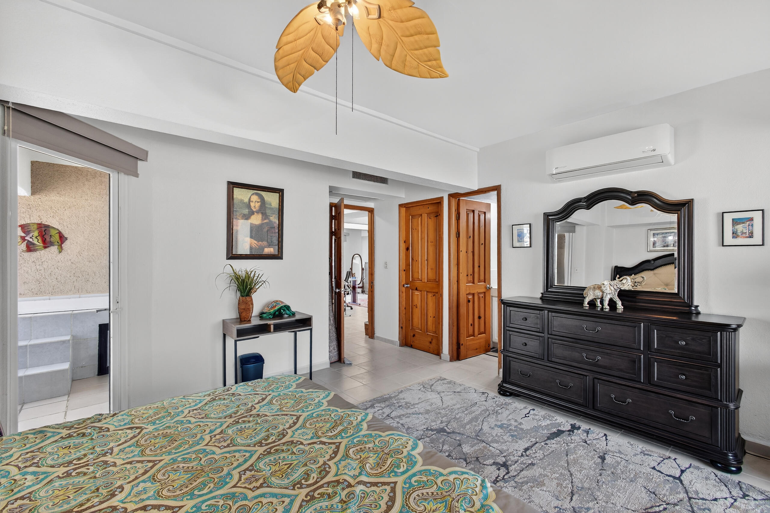 Boulevard Marina, Condo 603, Plaza Nautica