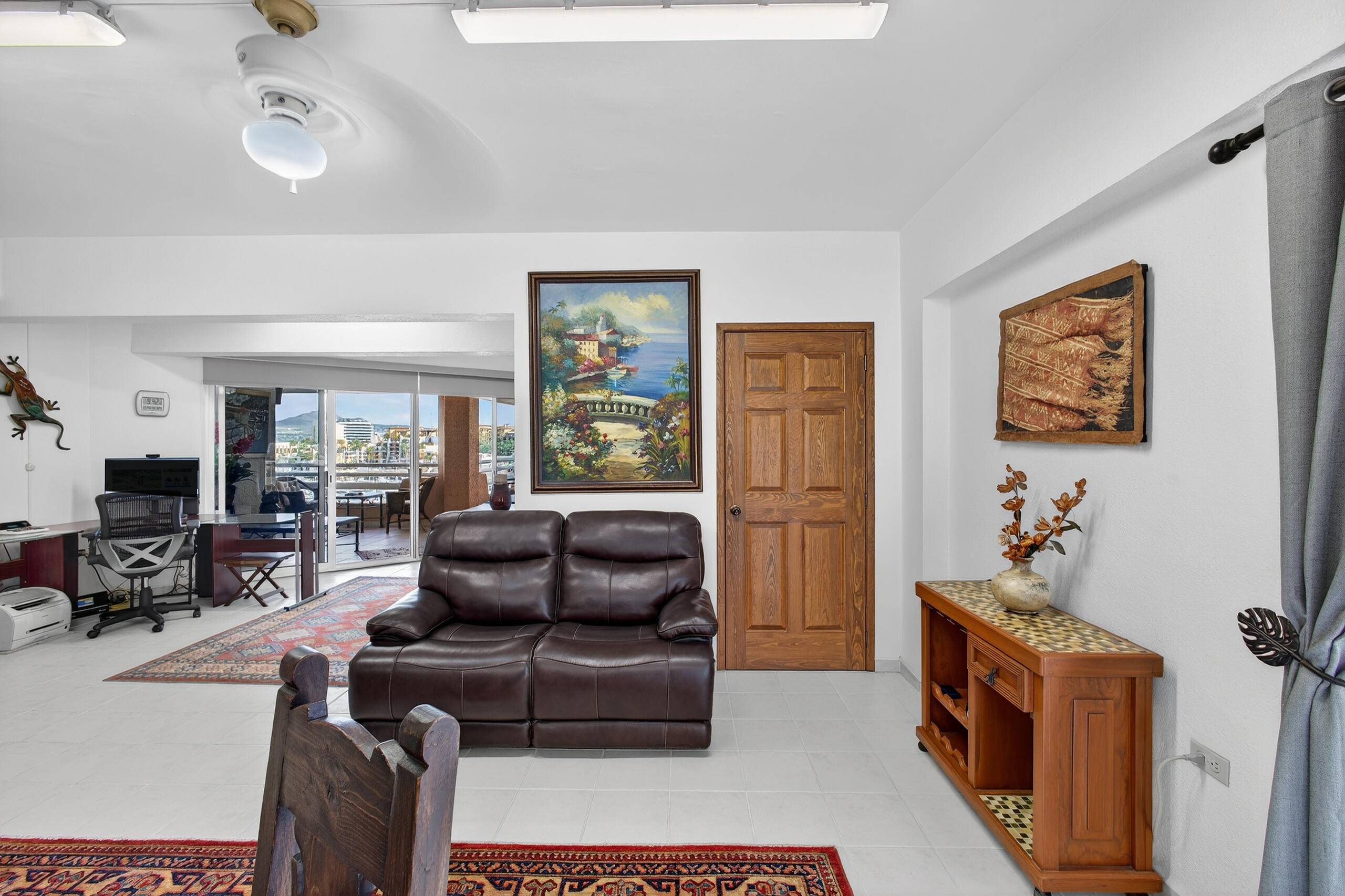 Boulevard Marina, Condo 603, Plaza Nautica