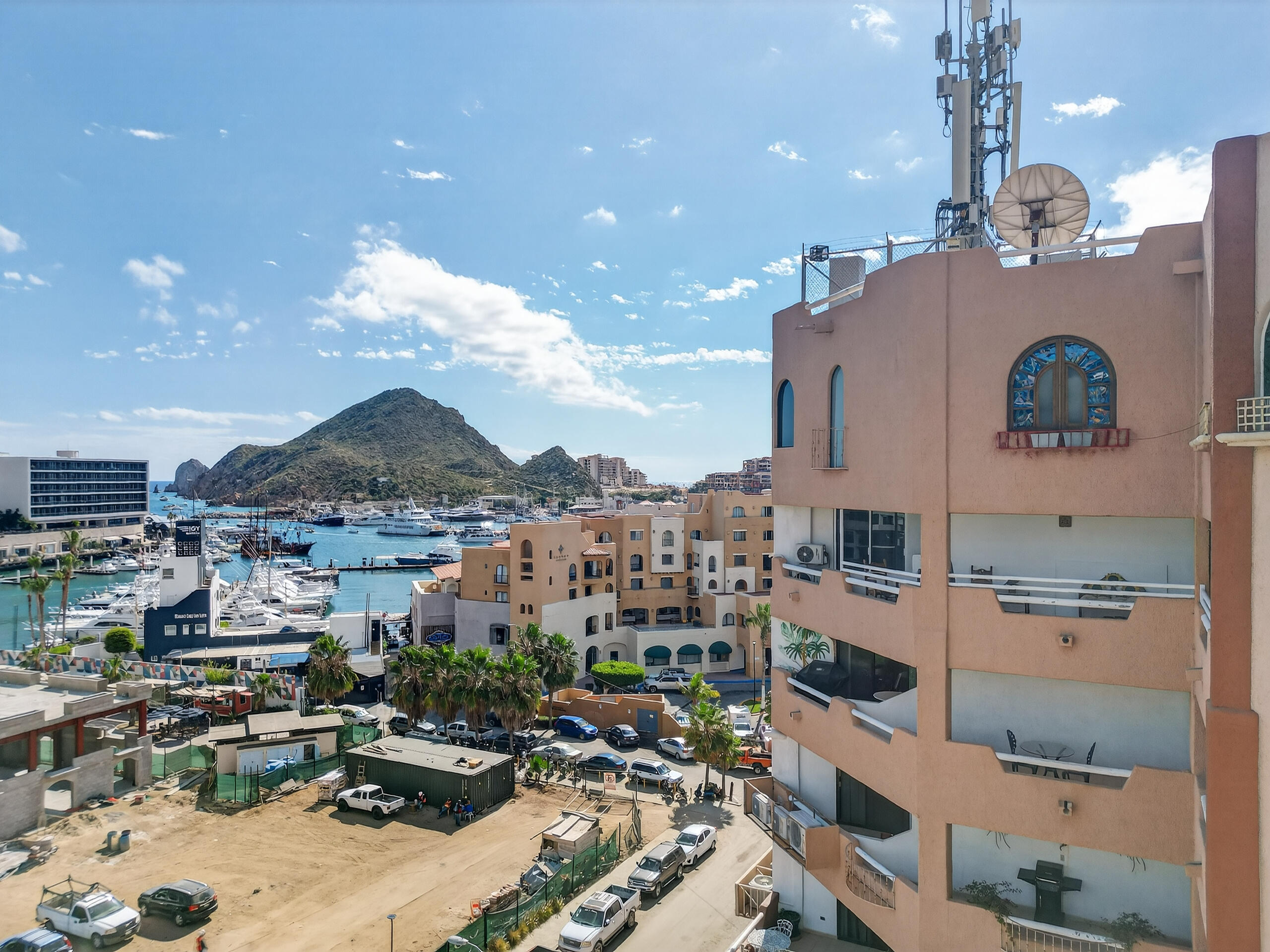 Boulevard Marina, Condo 603, Plaza Nautica